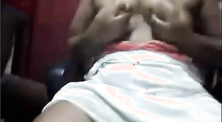 the best blowjob the red lipstick is a plus for my eyes P