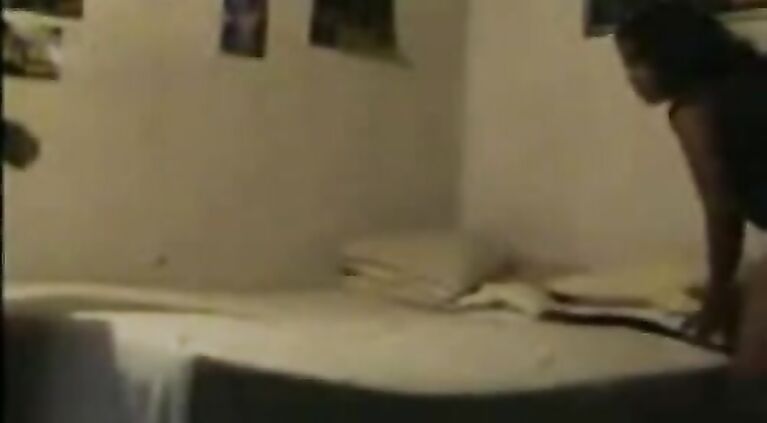 dont look indian and it looks like its recorded off a screen