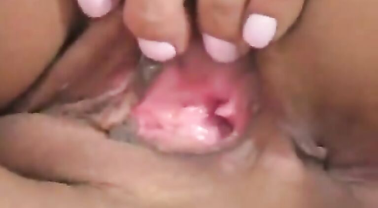 dint expect such a clean shaven hot pussy from a village gal