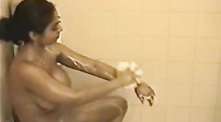 Cuando no me pongo calzon la gente me ve mi vagina y mi poto