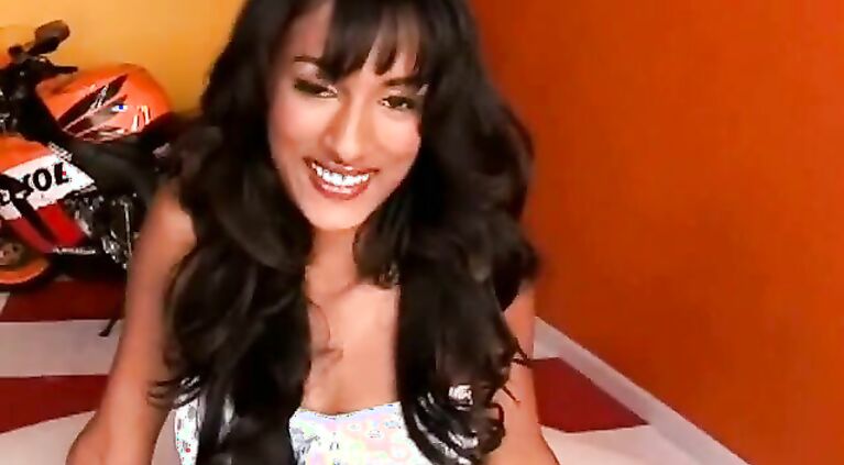 Serena Desi Fuck.