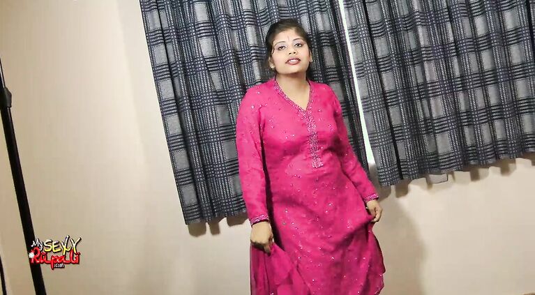 Rupali tanned skin Gujarati with some nice bigtits and a tight wet cunt.