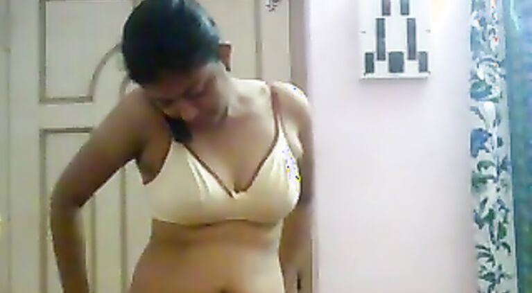 going to nude while talking over phone
