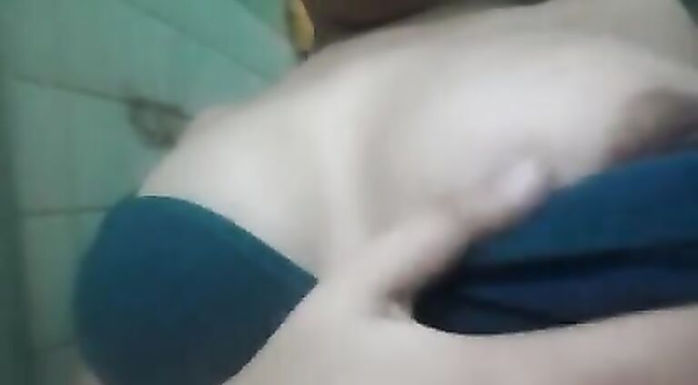 Sexy Sri Lankan Innocent Nude Selfi