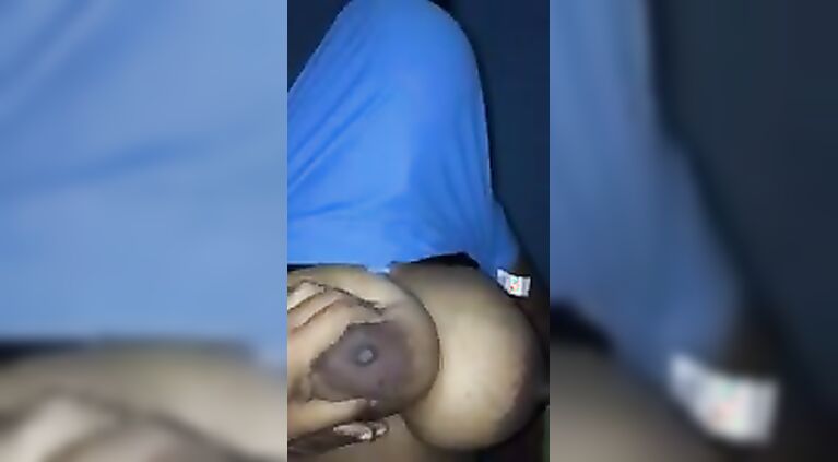 Big boobs mallu aunty shows