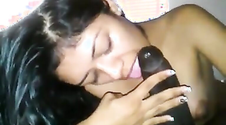 22 sexy tamil girl sucking huge dick