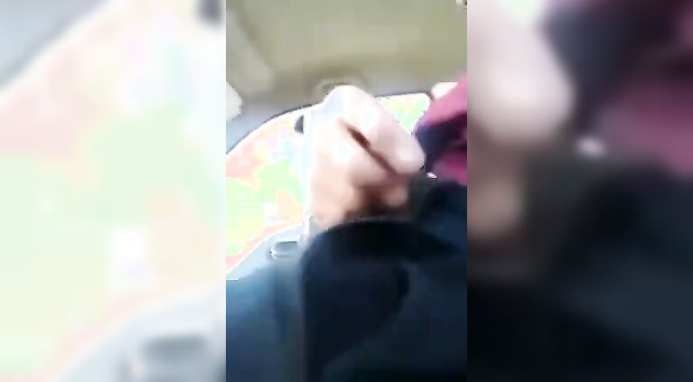 Indian Bhabhi cheating in Car with innocent caught pakistani aunt