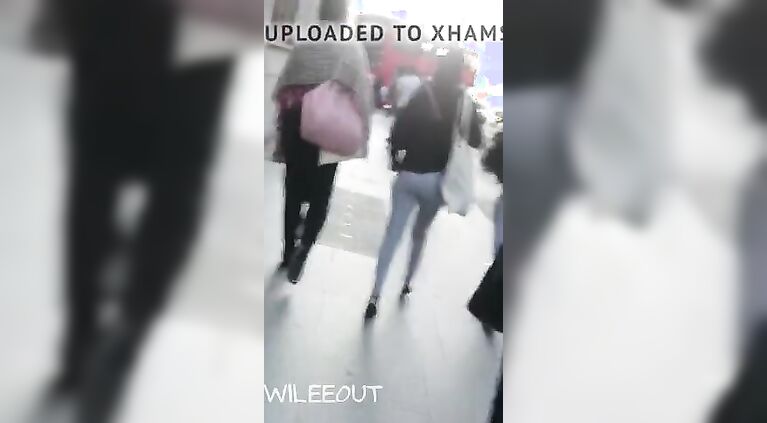 Sexy Hijabi Paki Young Butt Jiggling Candid