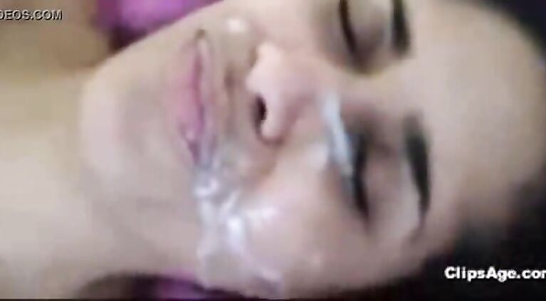 Cumshot on Tamil Girl