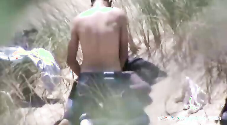desi girlfriend couple outdoor