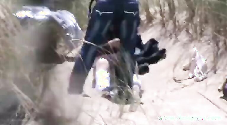 desi girlfriend couple outdoor