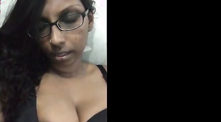 Sri Lankan Girl Fingering