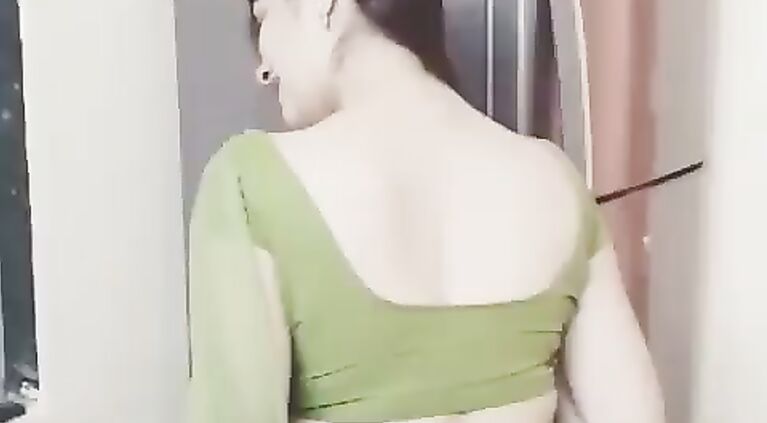 In Search of Hot Indian Babes[via torchbrowser.com] (18)