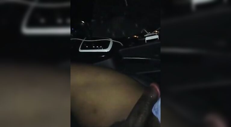 Tamil Girl Sucking huge Indian Dick
