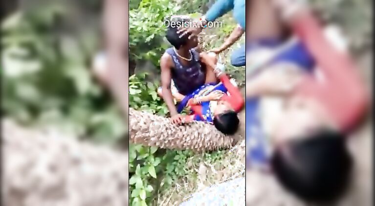 Indian tamil Randi outdore group sex