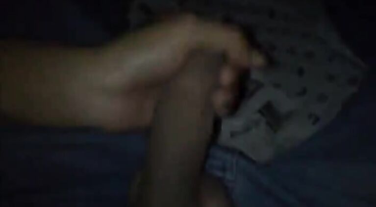 Sri Lankan Girl Outdoor Hand-Job with slow motion