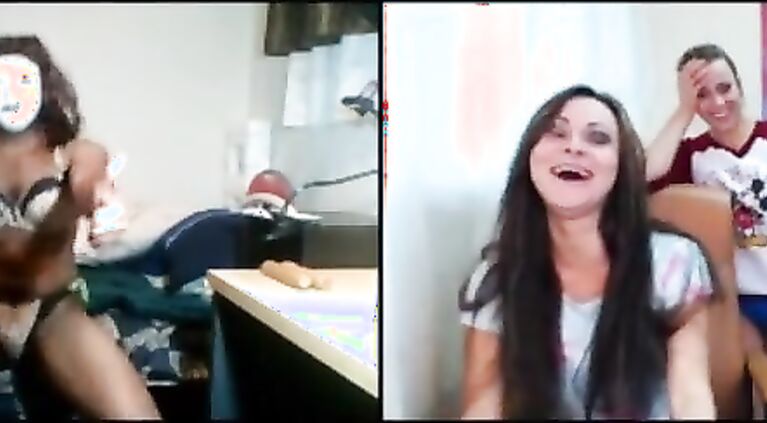 4 Russian girls laugh at me on cam