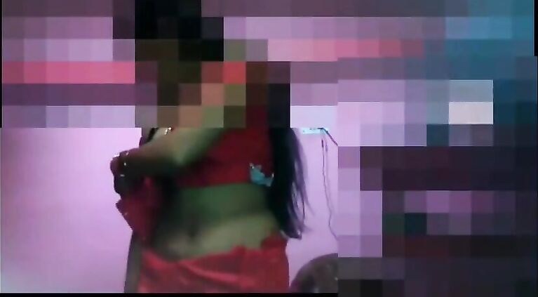 sexy tamil sister nude dance in home