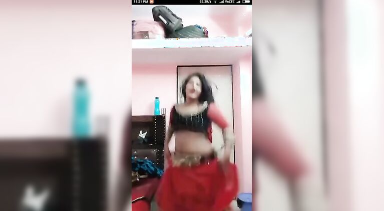 bhabhi hot dance video2porn2