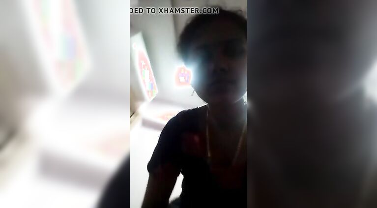 Indian Married aunty exposing herself to her husbands Friend