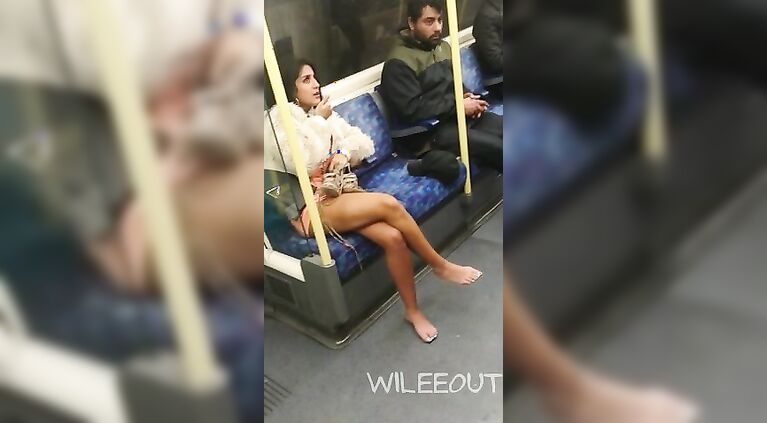 Sexy Desi Feet Hot Legs Thick Thighs & Sweet White Toes