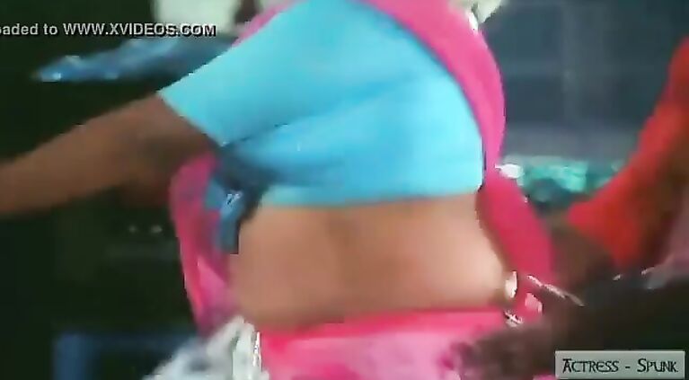 beautiful mallu aunty