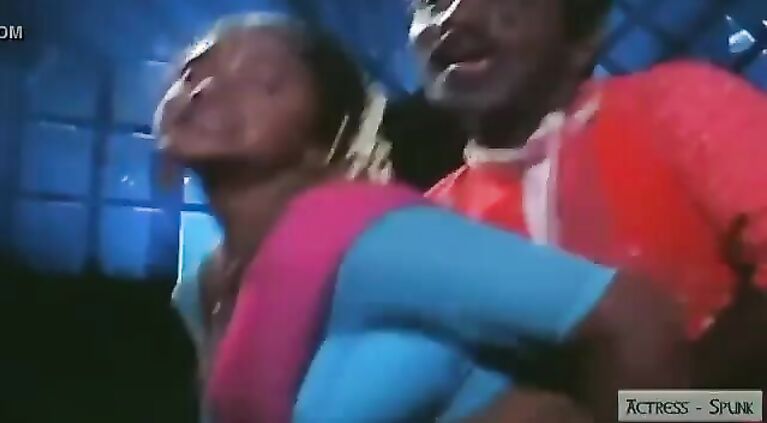 beautiful mallu aunty