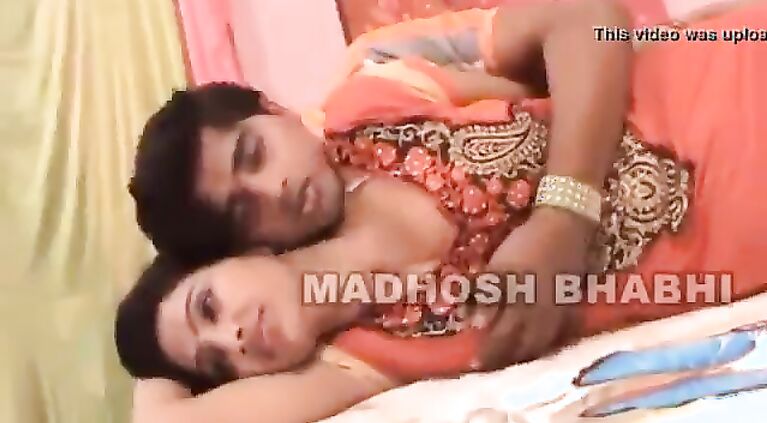 Mallu boy and girl enjoying sex and kissing