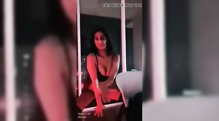 Poonam Pandey nude