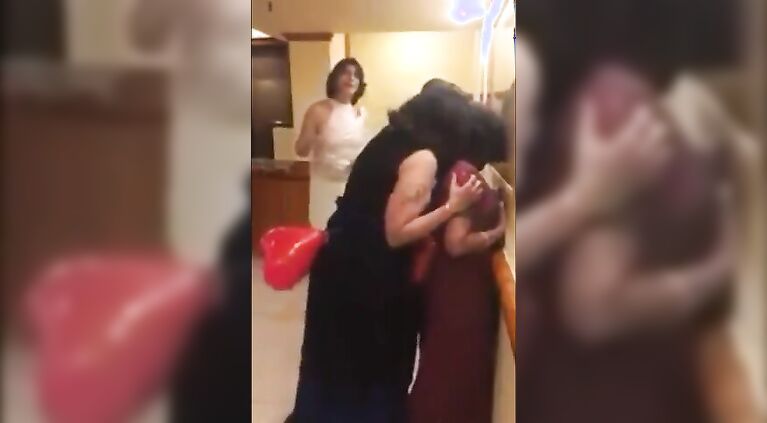 Desi aunties very horny (Crisscross) Milfs huge asses