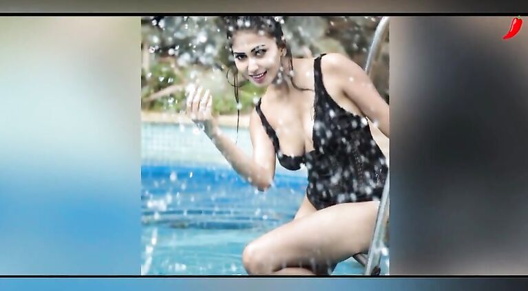 Ruma Sharma beautiful body
