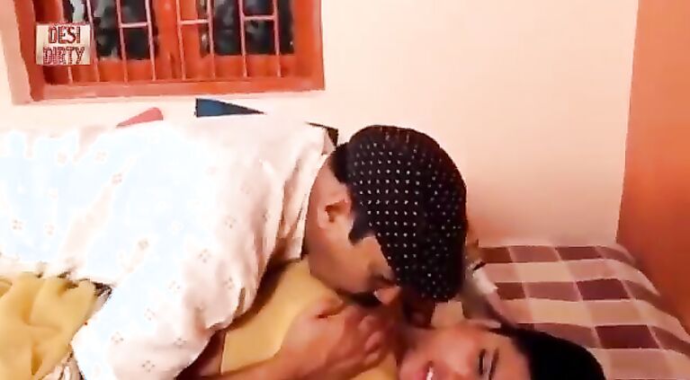 Sexy Desi Tamil Bhabhi Mallu Aunty Sex Scene POV