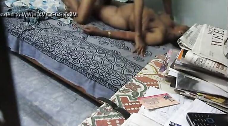 Mallu Uncle Fucking and discharging in vagina (new)