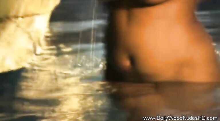 Dirty Desi Beauty Becomes Clean In The River