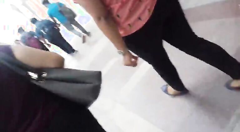 Tamil Butt Jeans Gand