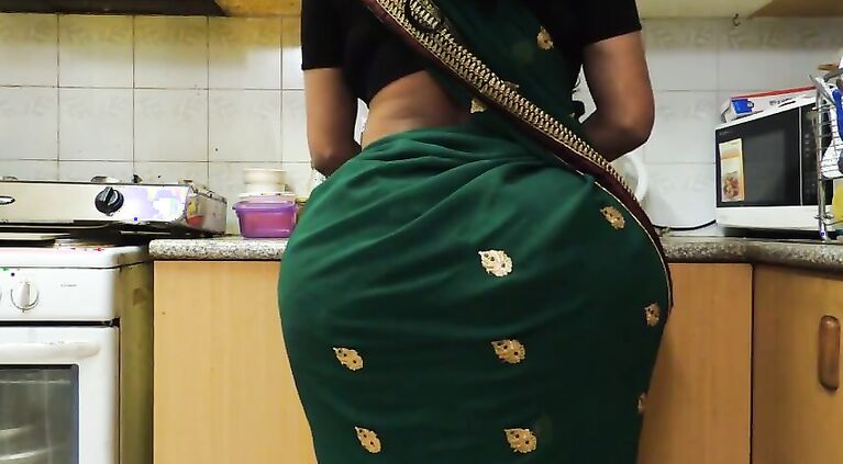 Desi Bhabhi's BIG butt