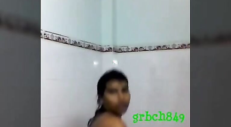 1222 Indian girl nude dancing in bathroom