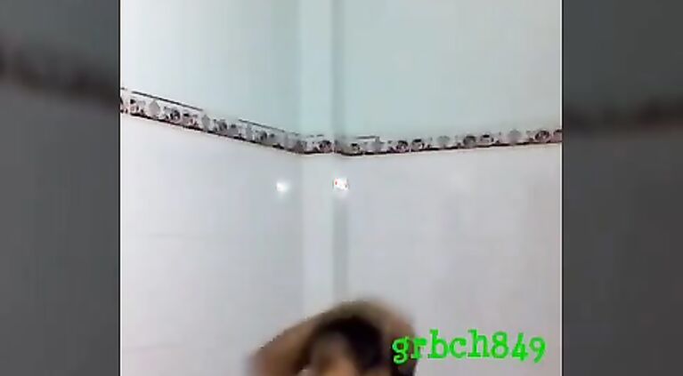 1222 Indian girl nude dancing in bathroom
