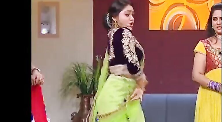 Mallu Serial Actress Chandana Mazha Actress Megna Beautiful Dance