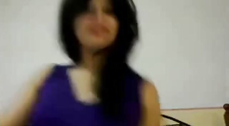 beautiful egyptian girl makes movie for her boyfriend