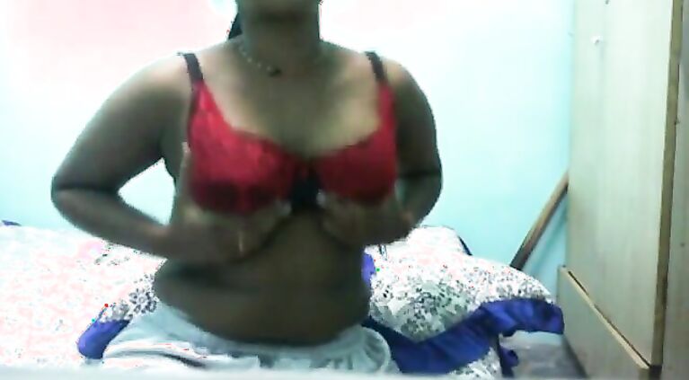 tamil tamil amateur shilpa milking boobs n recording