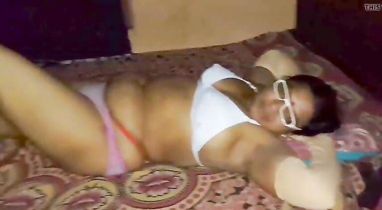 Indian Cute Aunty