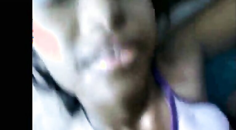 Malaysian Tamil Girl Oral to boyfriend