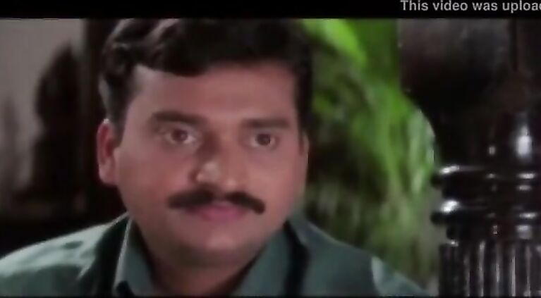 Beautiful Aunty  and Servente Romantic Scenes    Indian cute glamour scene