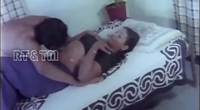Mallika in Anaganaga Oka Ratri