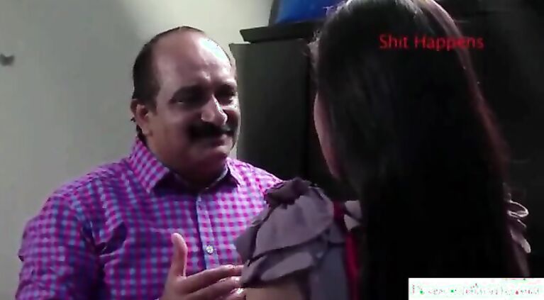 Desi Cute Sexy Girl In Interview