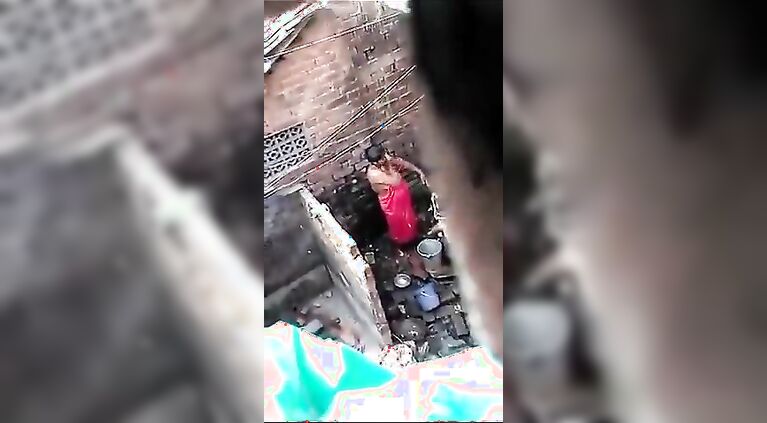 Caught my neighbour bhabhi bathing