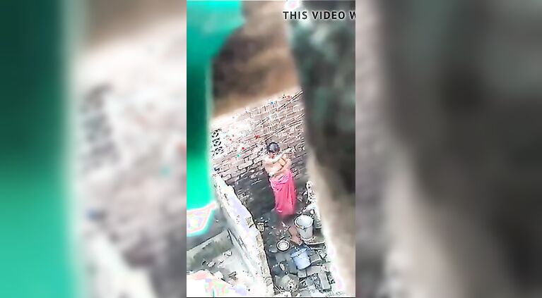 Caught my neighbour bhabhi bathing