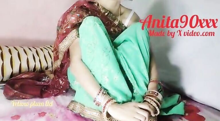 Tamil bhabi ko driver ne choda gher bulaker