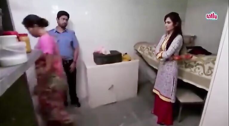 tamil mommy fucked by society servant hindi porn
